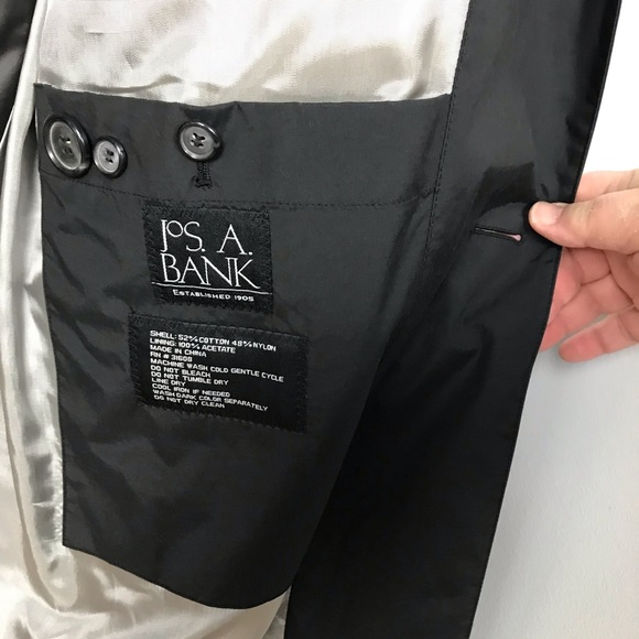 JoS. A BANK RAIN COAT - Picture 3 of 9